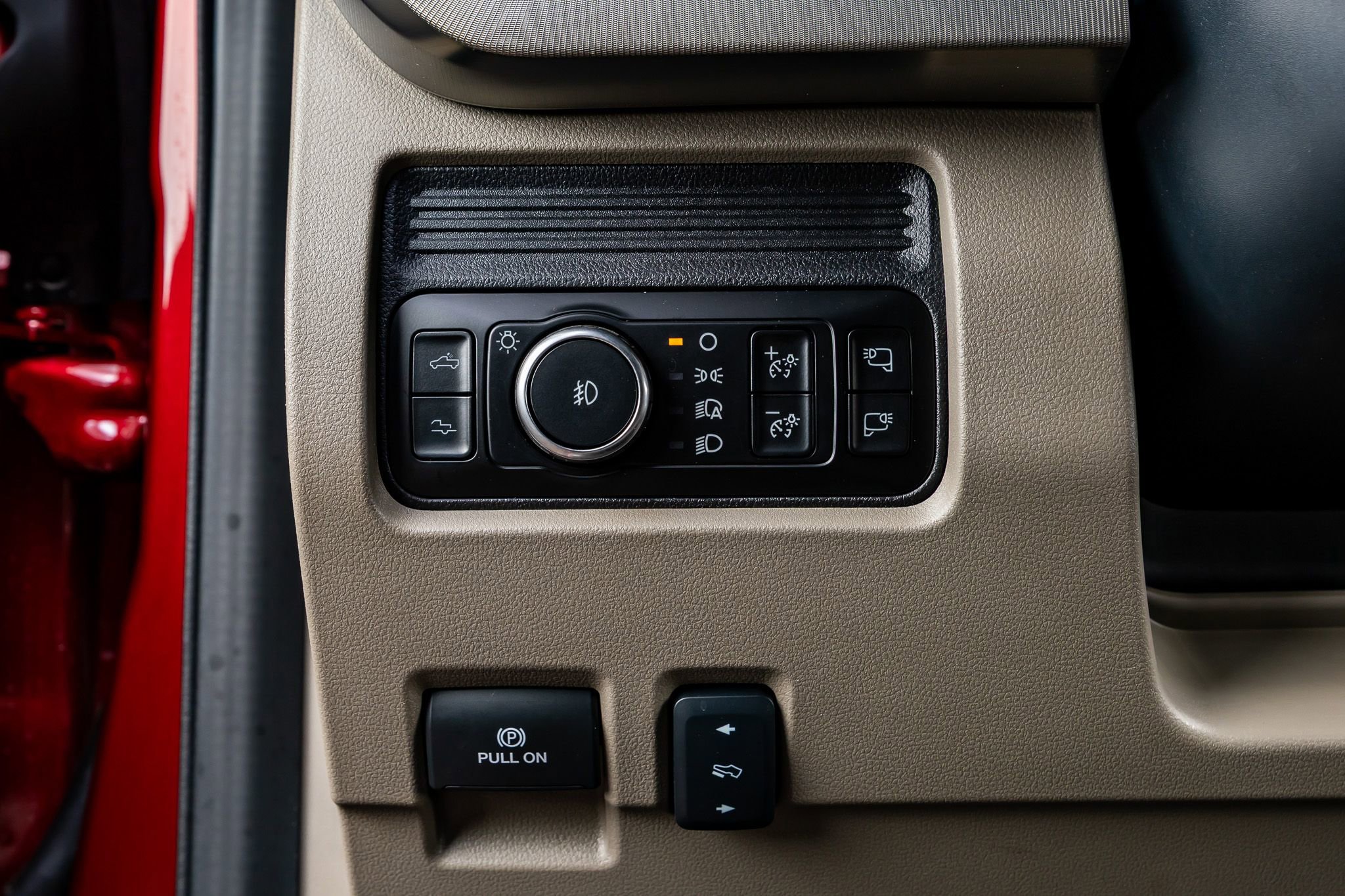 Used 2025 Ford F250 Platinum w/ Platinum Plus Package image 23