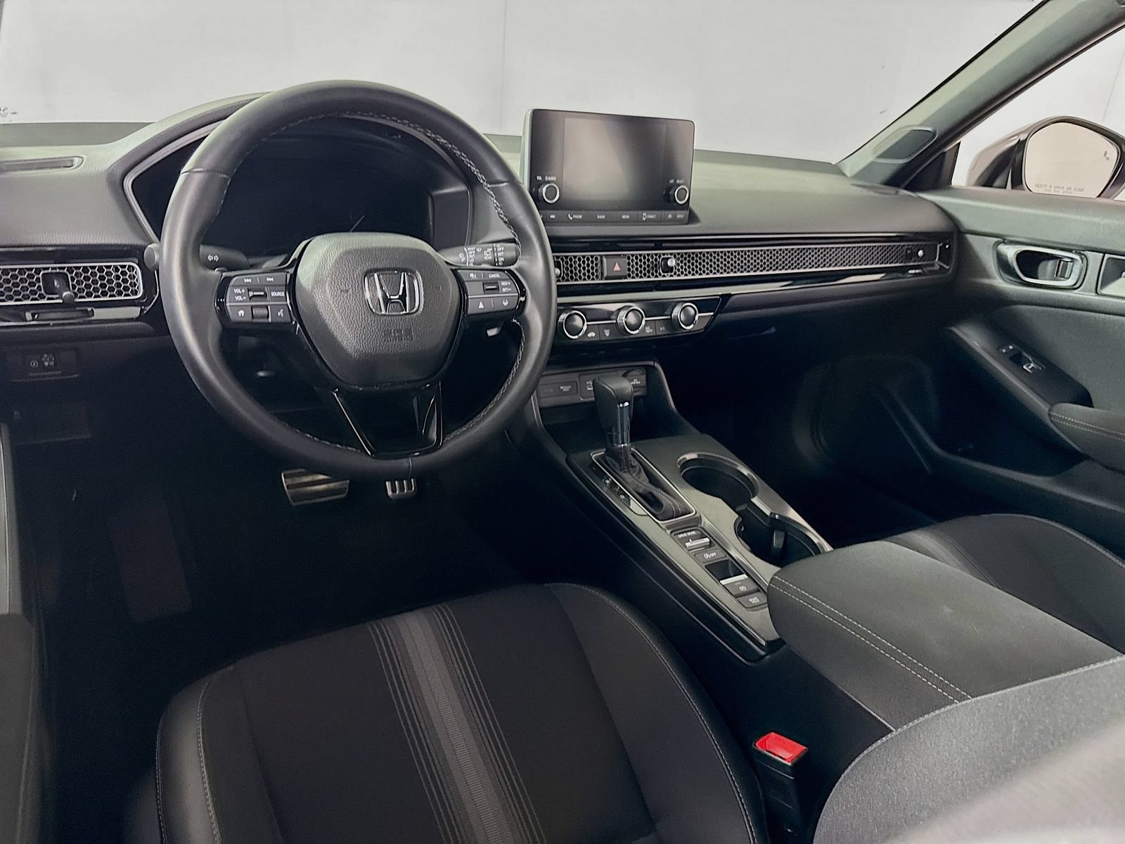 Certified 2025 Honda Civic Sport image 18