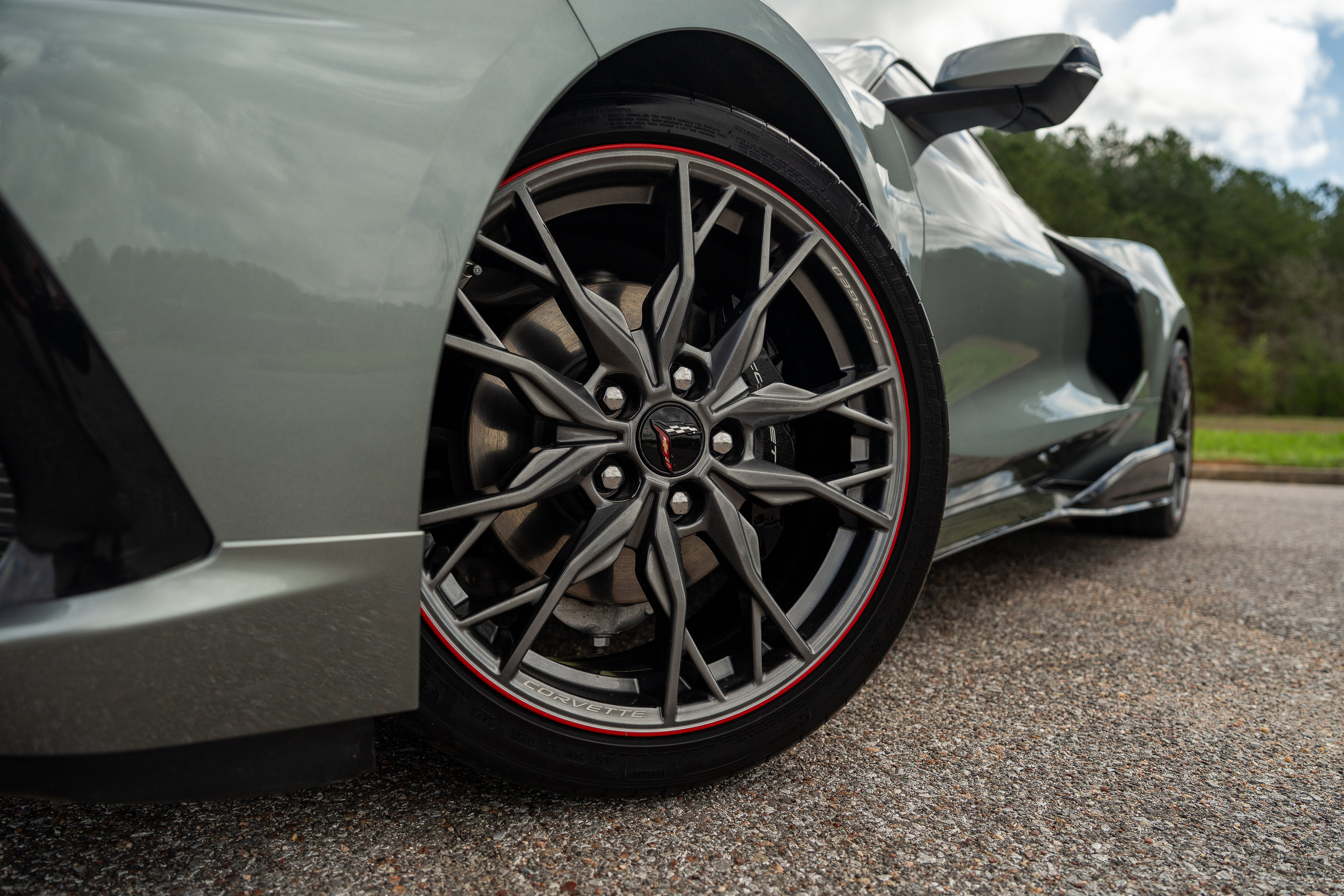 Used 2024 Chevrolet Corvette Stingray Coupe w/ 1LT RWD image 31