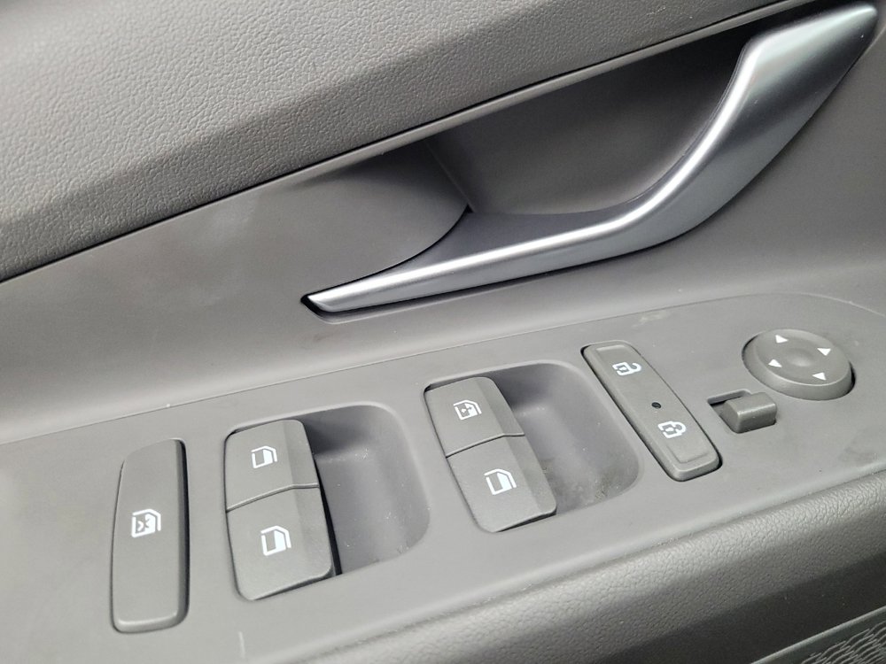 Used 2023 Hyundai Elantra SEL w/ Convenience Package FWD image 27