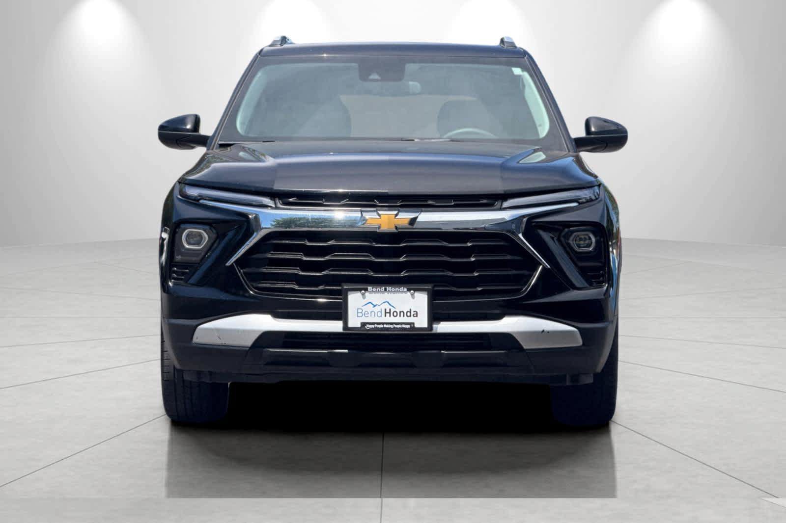 Used 2025 Chevrolet TrailBlazer LT AWD/4WD image 10