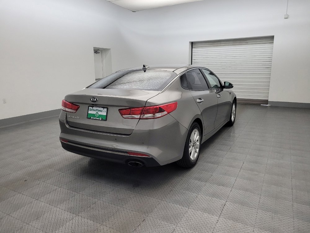 Used 2018 Kia Optima LX FWD image 9