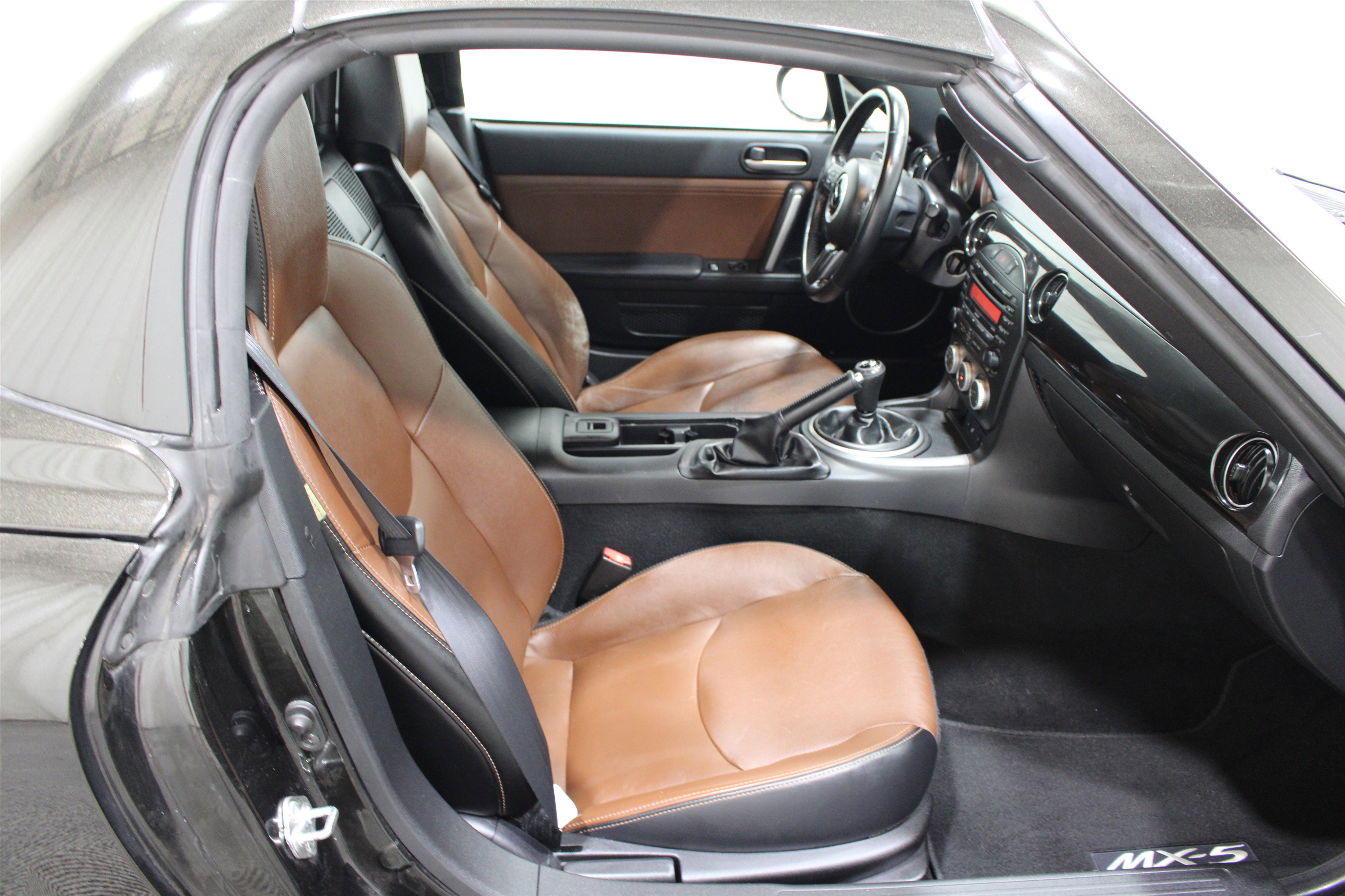 Used 2013 MAZDA MX-5 Miata Grand Touring image 18