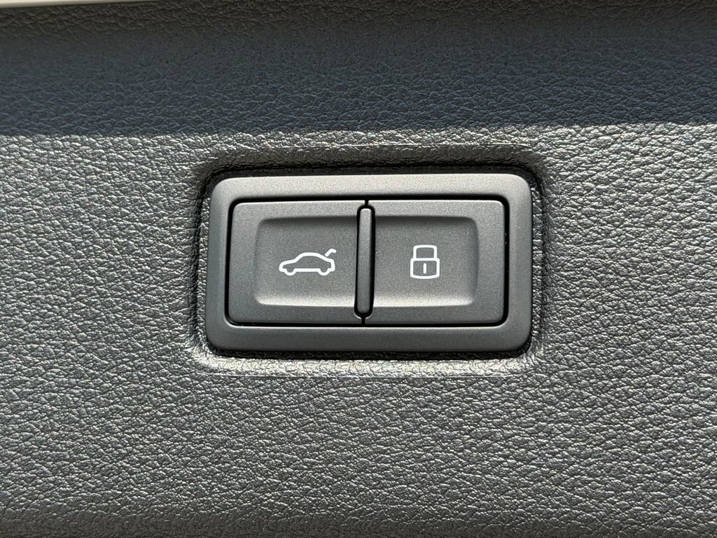 New 2026 Audi Q7 2.0T Premium Plus AWD/4WD image 14