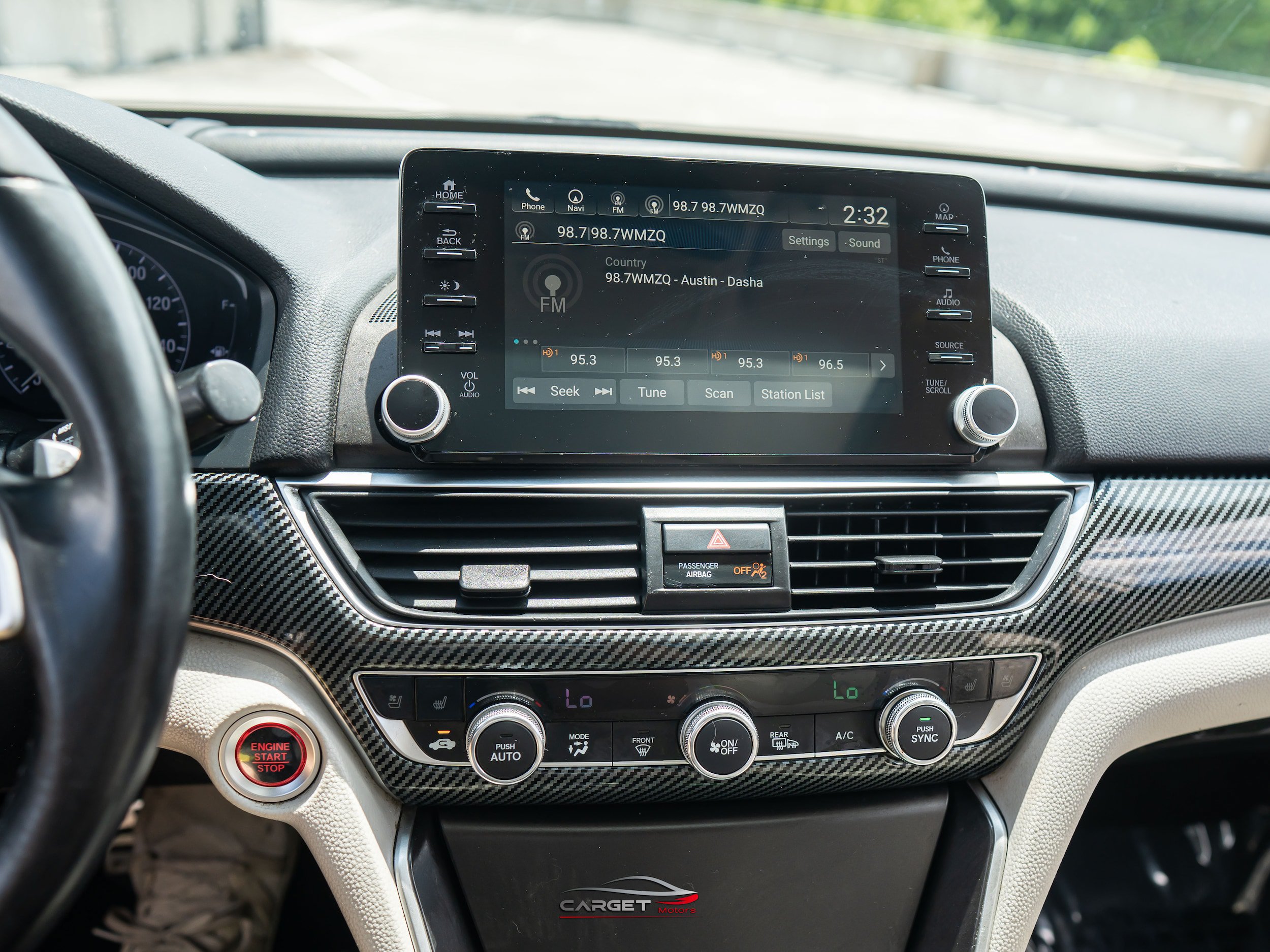 Used 2019 Honda Accord Touring image 29
