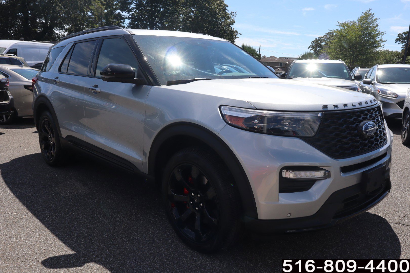 Used 2022 Ford Explorer ST w/ Equipment Group 401A image 2