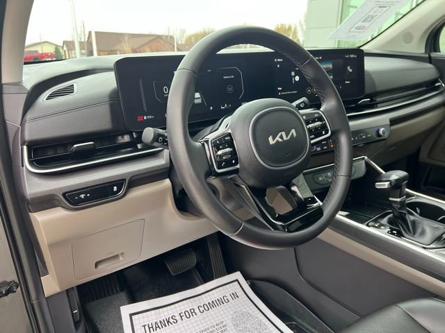 Used 2025 Kia Carnival SX image 21