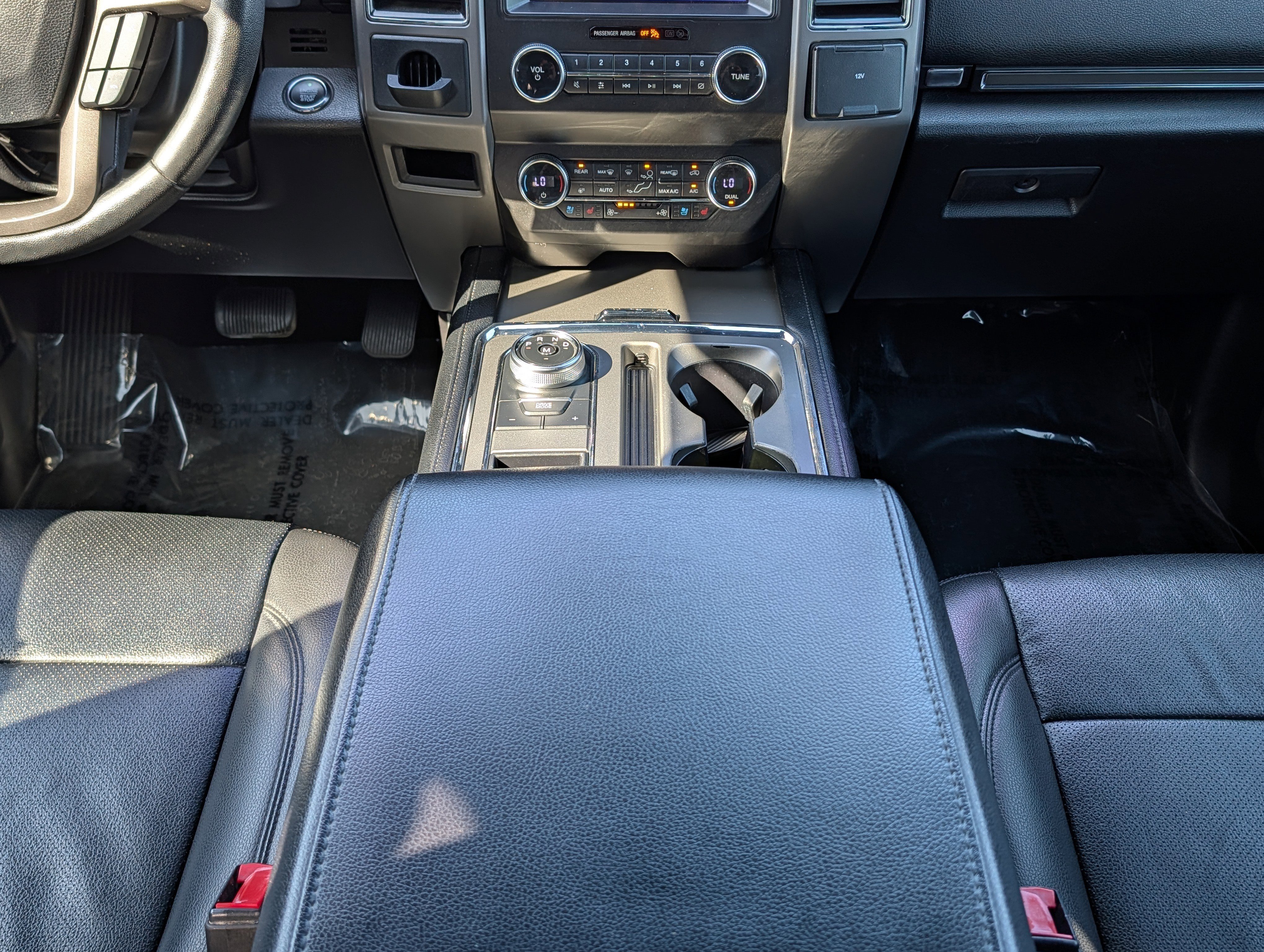 Used 2020 Ford Expedition XLT w/ Equipment Group 202A RWD image 22