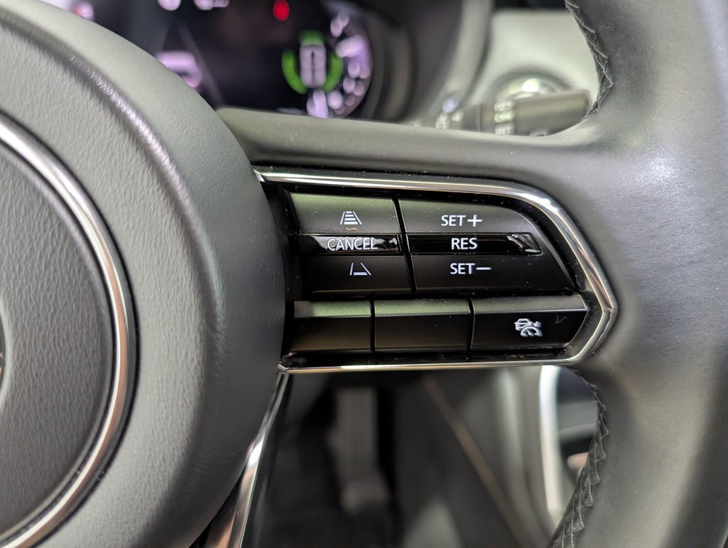 Used 2024 MAZDA CX-90 Plug-In Hybrid w/ Preferred AWD/4WD image 19