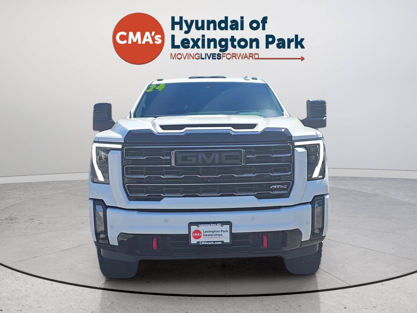 Used 2024 GMC Sierra 2500 AT4 w/ AT4 Premium Plus Package AWD/4WD image 8