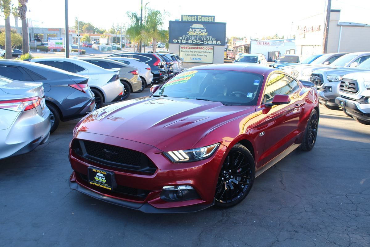 Used 2015 Ford Mustang GT Premium w/ GT Performance Package RWD image 35