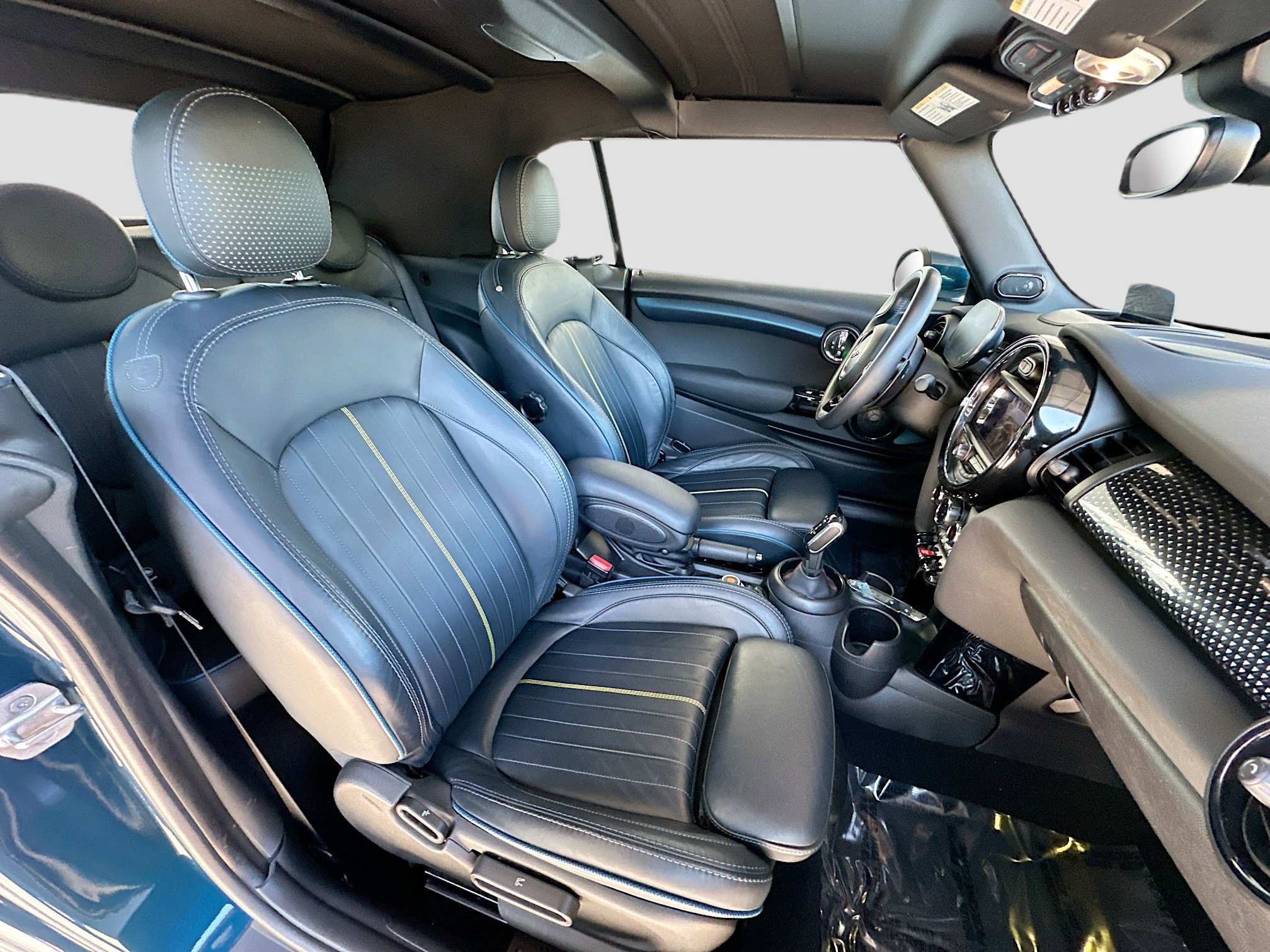 Used 2021 MINI Cooper S w/ Sidewalk Package image 28