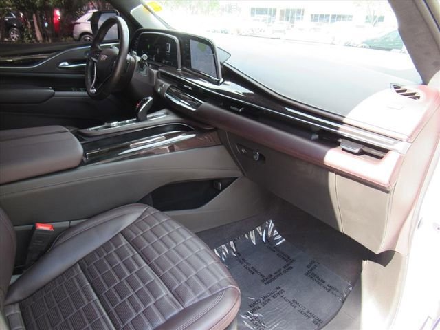 Certified 2023 Cadillac Escalade Sport Platinum AWD/4WD image 12