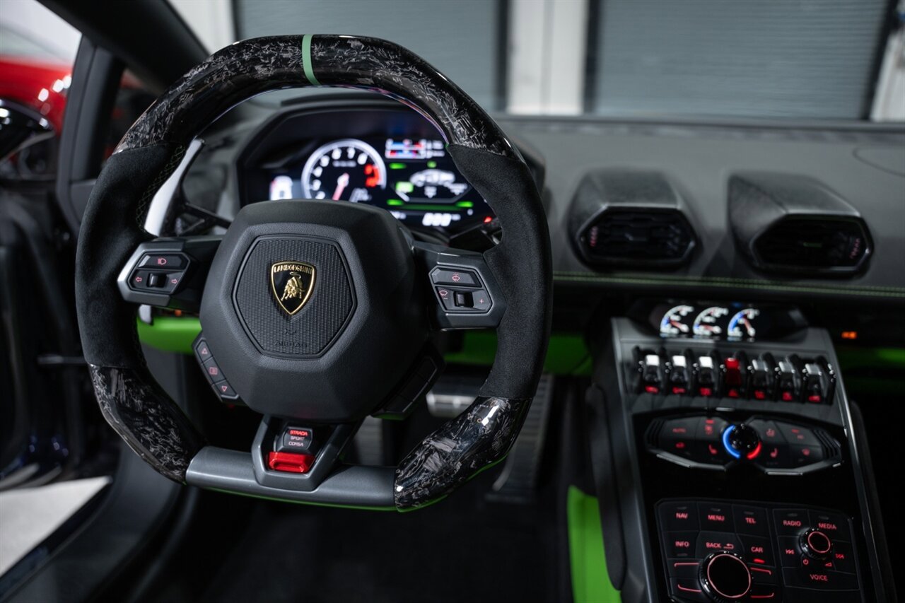 Used 2018 Lamborghini Huracan LP 580-2 RWD image 43