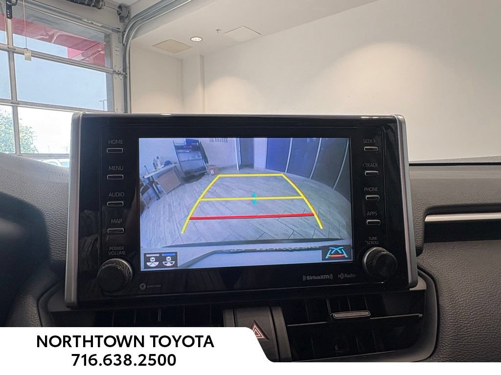 Used 2020 Toyota RAV4 XLE w/ Convenience Package AWD/4WD image 22