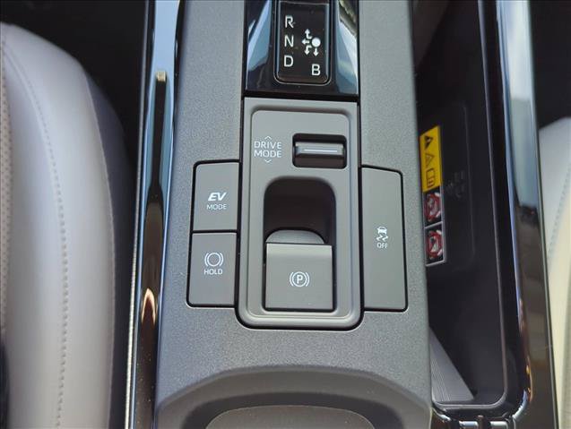 Certified 2026 Toyota Prius XLE FWD image 23