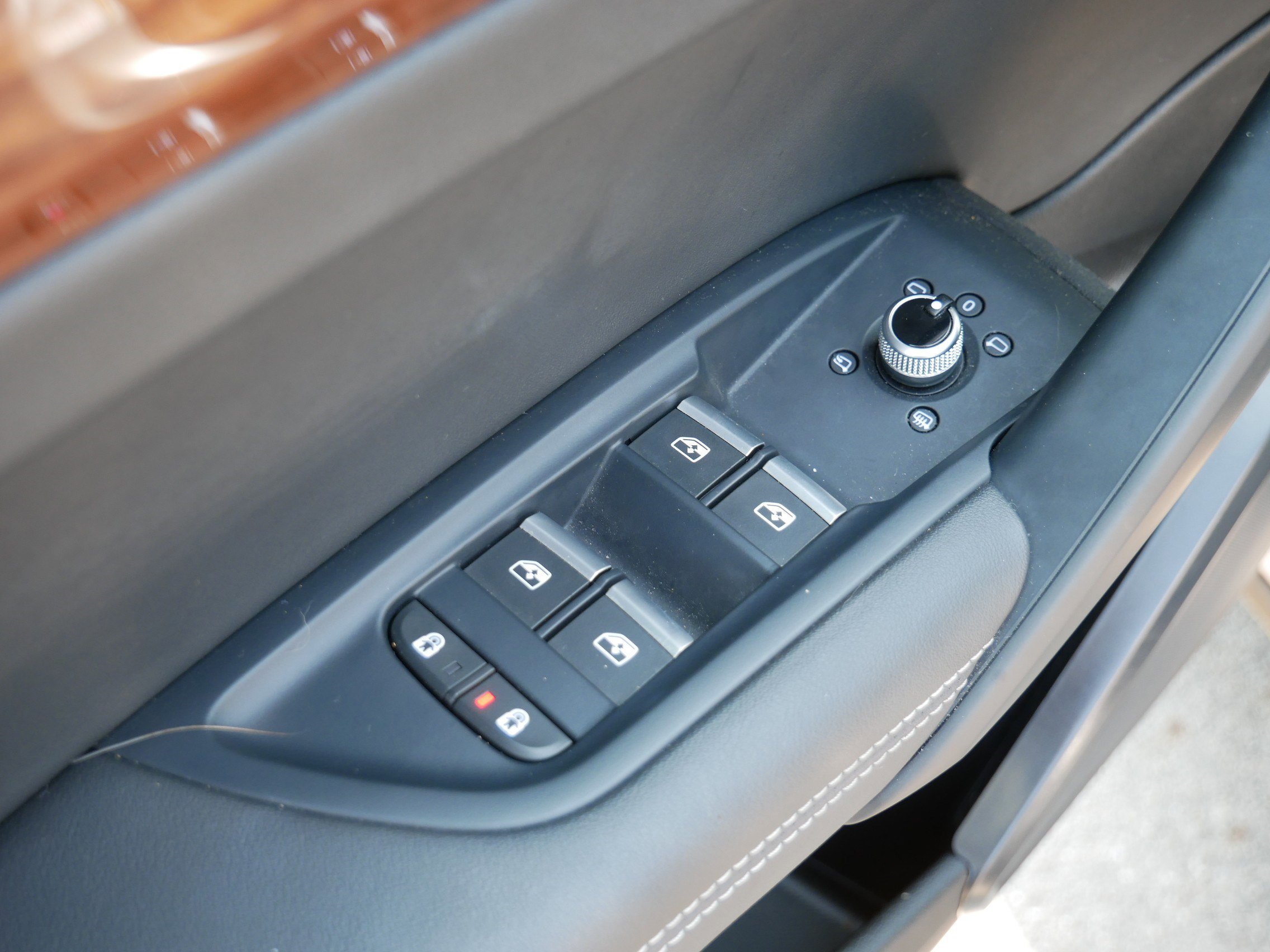 Used 2022 Audi Q5 2.0T Premium Plus w/ Premium Plus Package image 21