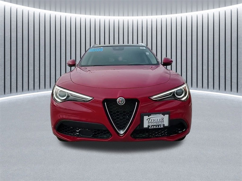 Used 2020 Alfa Romeo Stelvio Base w/ Cold Weather Package image 8