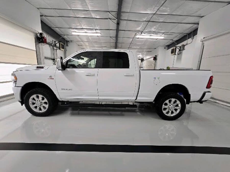 Used 2023 RAM 2500 Laramie AWD/4WD image 6