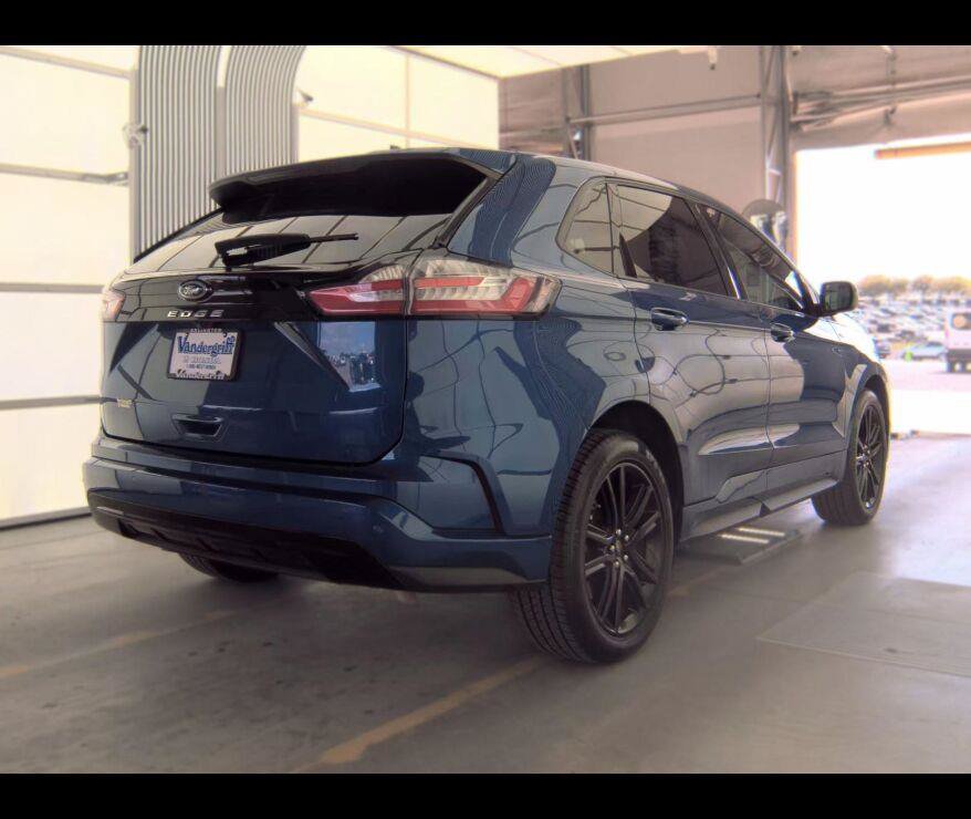 Used 2022 Ford Edge ST-Line AWD/4WD image 9