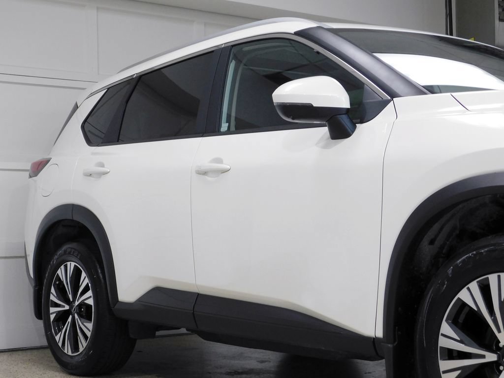 Used 2023 Nissan Rogue SV AWD/4WD image 9