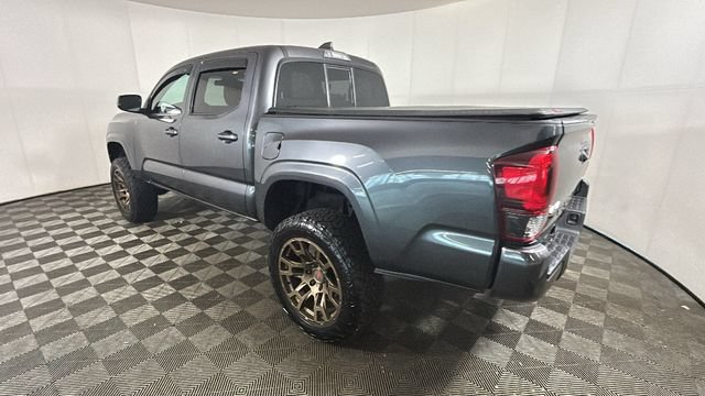 Used 2023 Toyota Tacoma SR AWD/4WD image 4