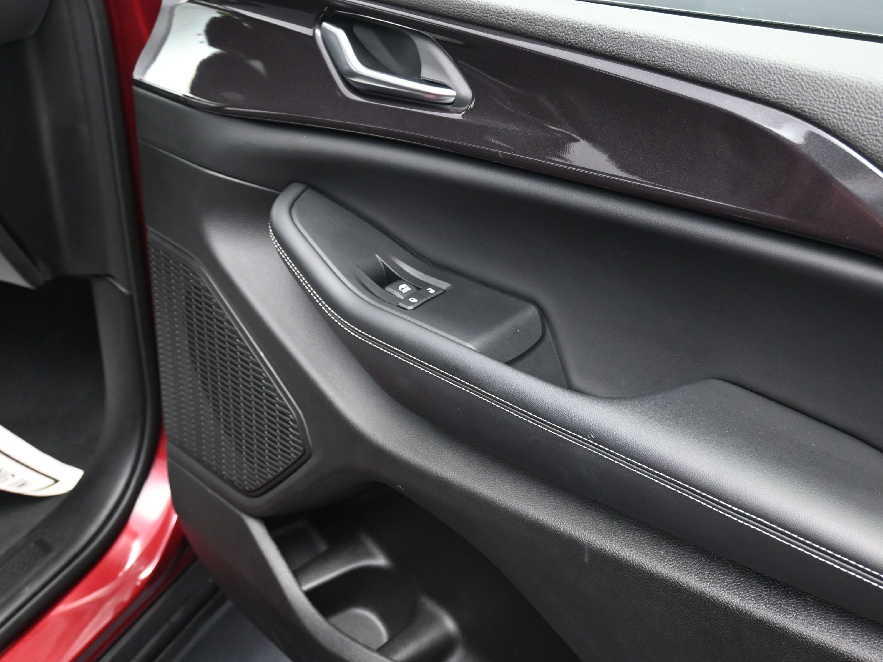 Used 2023 Jeep Grand Cherokee Altitude image 29