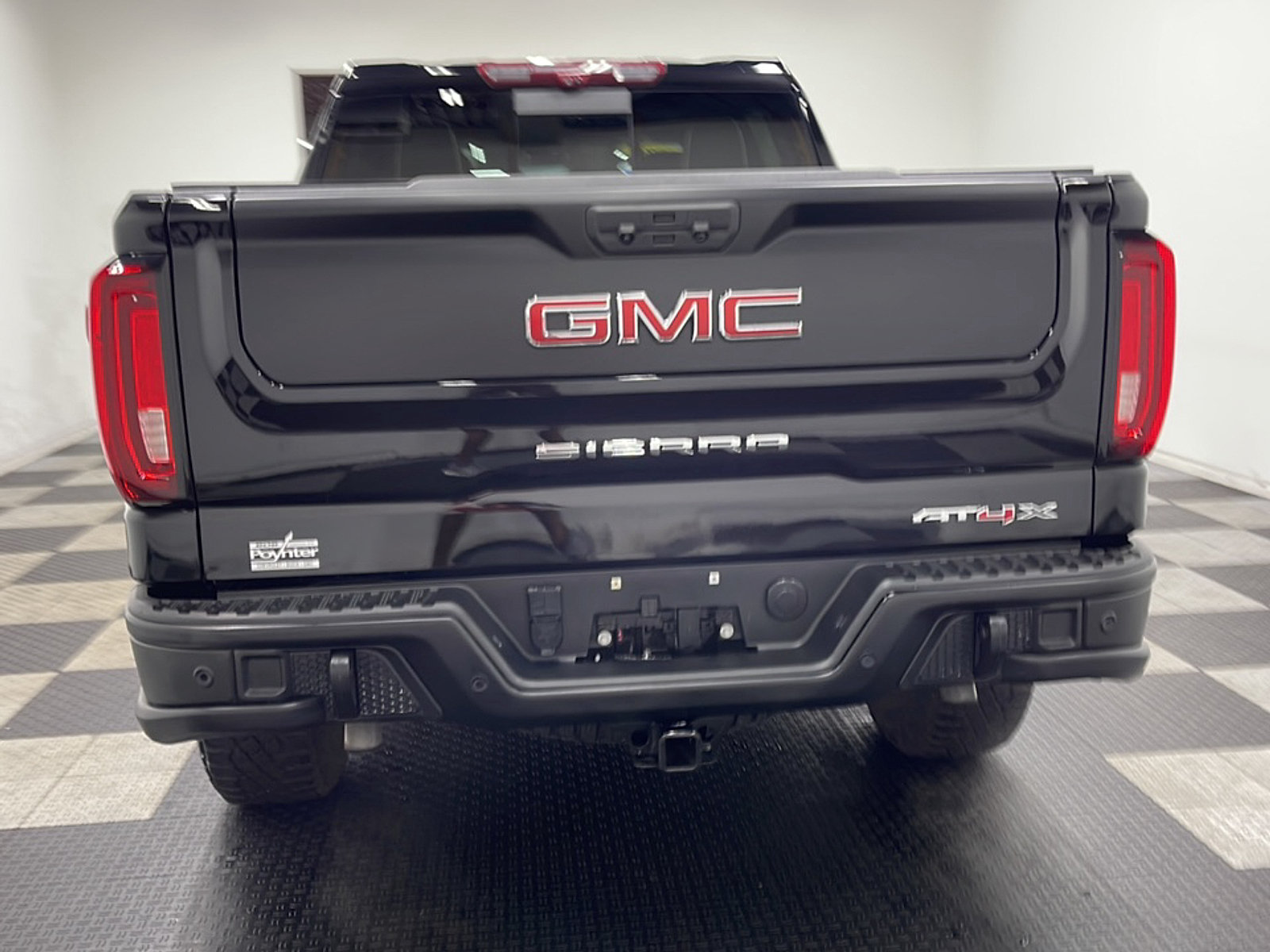 Used 2024 GMC Sierra 1500 AT4X w/ AT4X AEV Edition AWD/4WD image 17