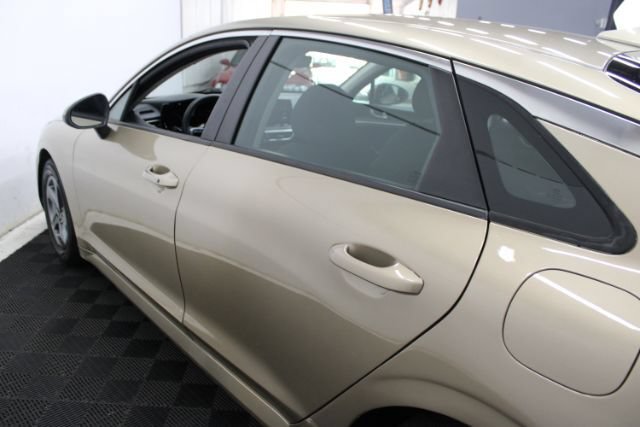 Used 2021 Kia K5 LXS FWD image 9