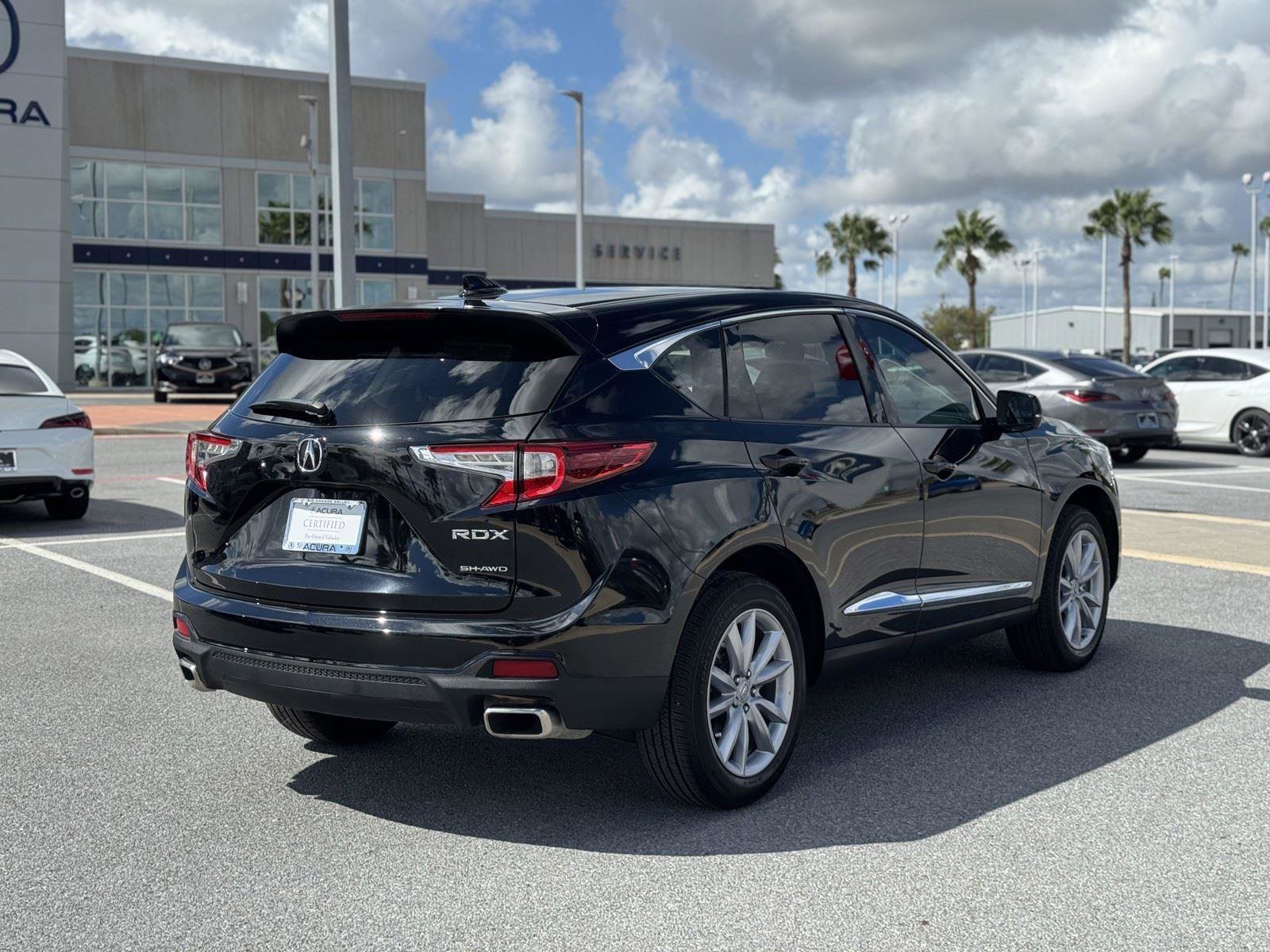 Used 2024 Acura RDX SH-AWD image 18