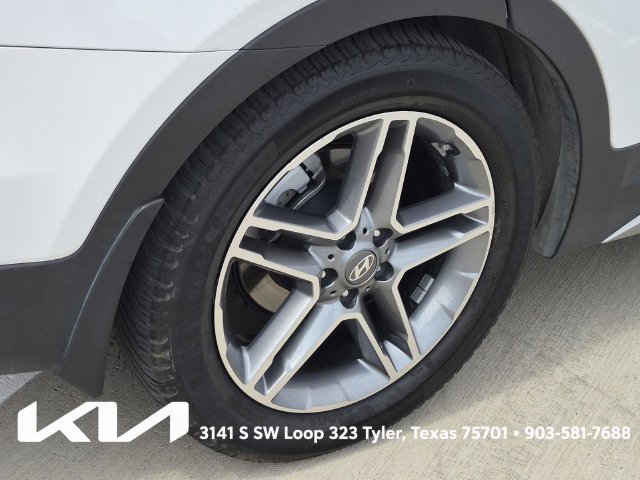 Used 2018 Hyundai Santa Fe Limited FWD image 7