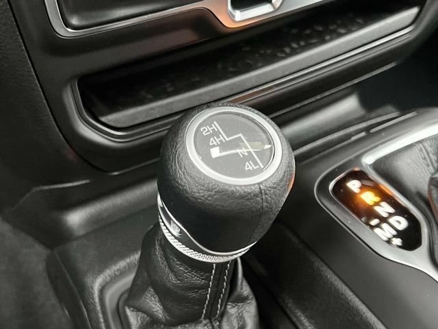 New 2026 Jeep Gladiator Sport AWD/4WD image 33