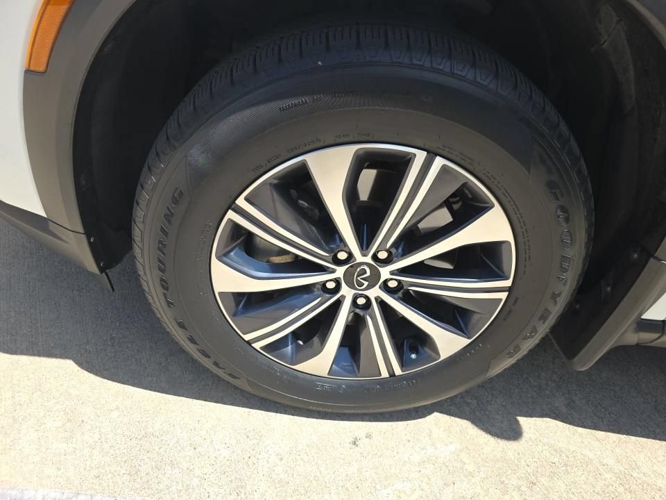 Certified 2023 INFINITI QX60 Pure FWD image 15