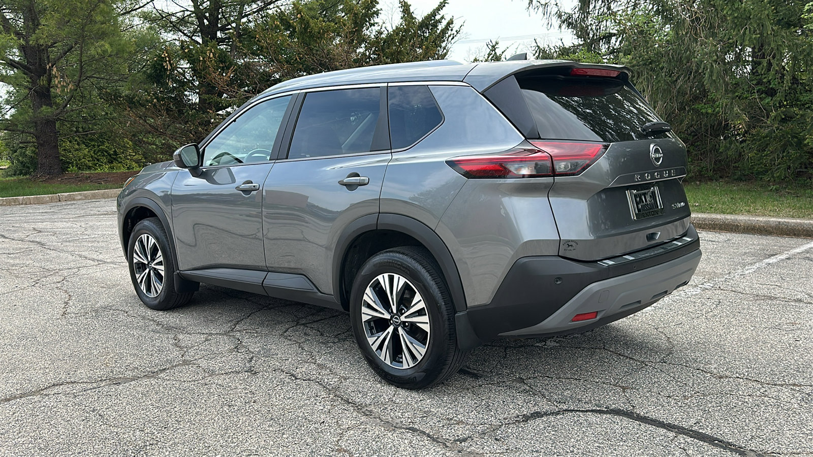 Certified 2023 Nissan Rogue SV w/ SV Premium B Package image 7
