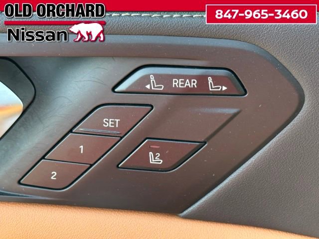 Used 2023 BMW X7 xDrive40i AWD/4WD image 10