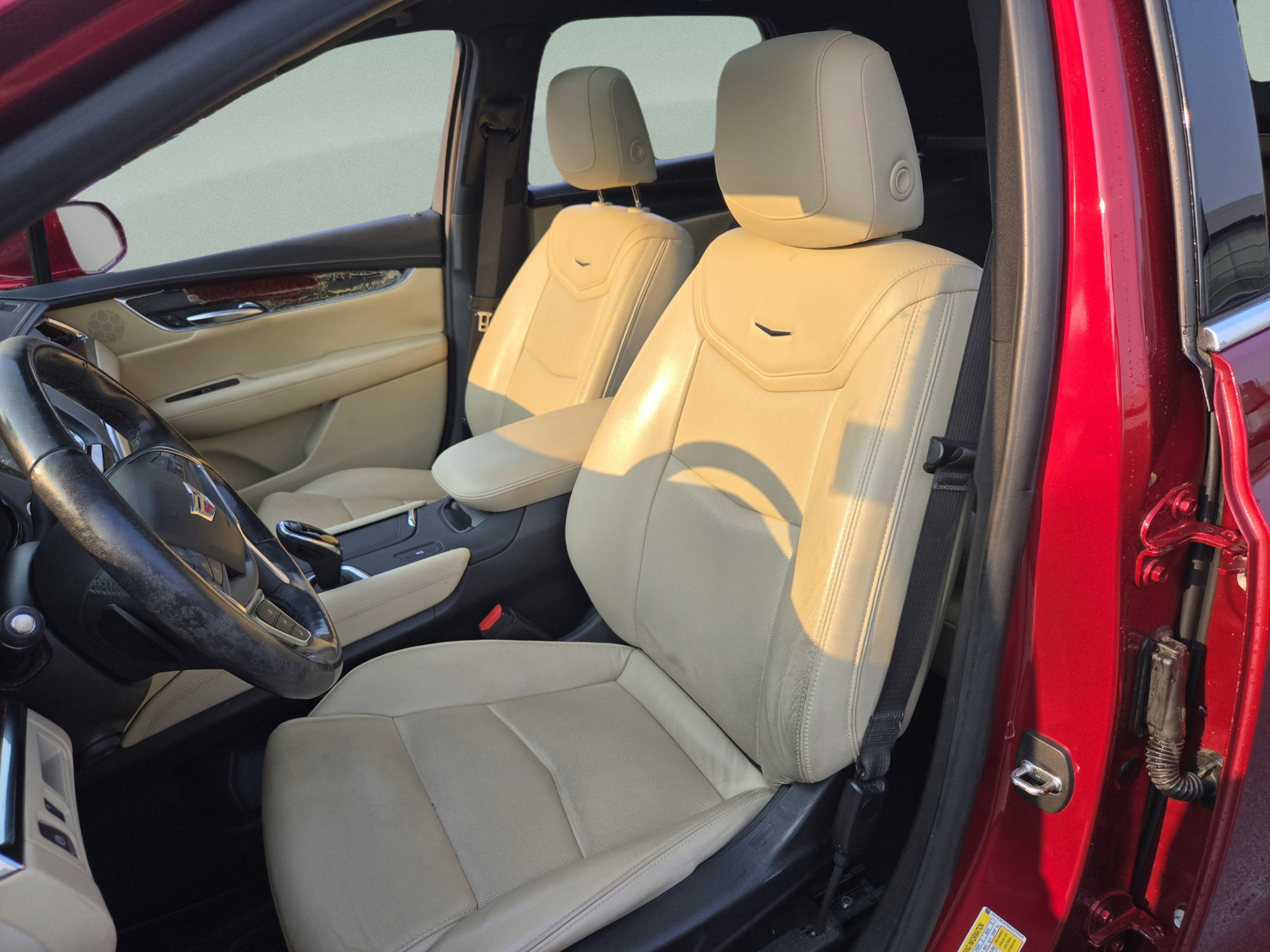 Used 2019 Cadillac XT5 Luxury FWD image 17