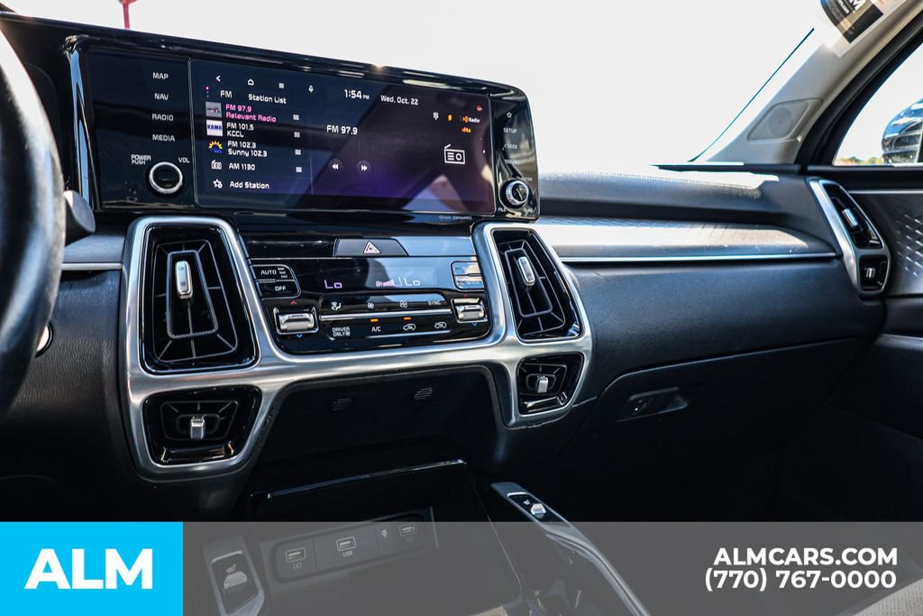Used 2022 Kia Sorento SX w/ Panoramic Sunroof Package image 40