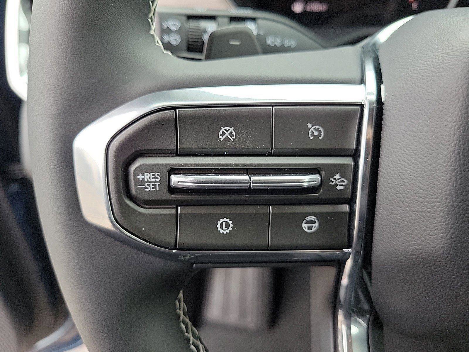 New 2026 GMC Acadia Denali w/ Super Cruise Package image 22