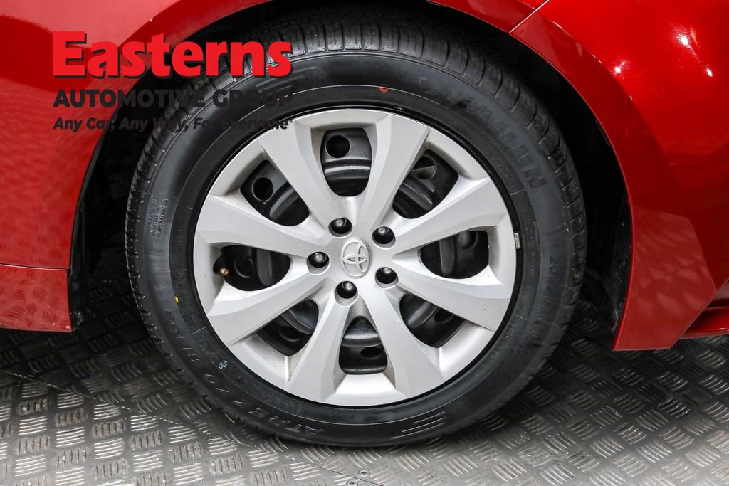 Used 2024 Toyota Corolla LE image 29