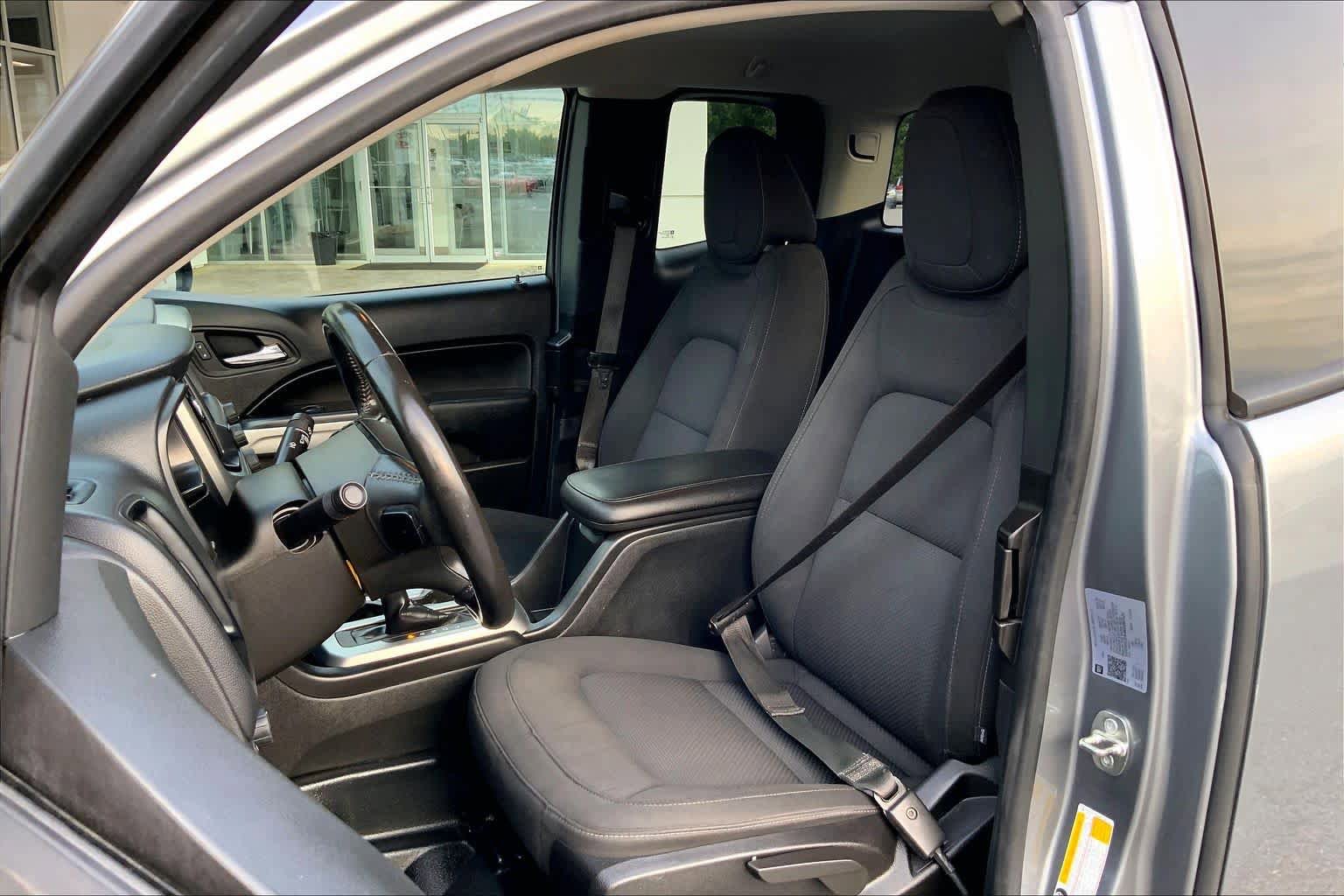 Used 2021 Chevrolet Colorado LT w/ Fleet Safety Package RWD image 8