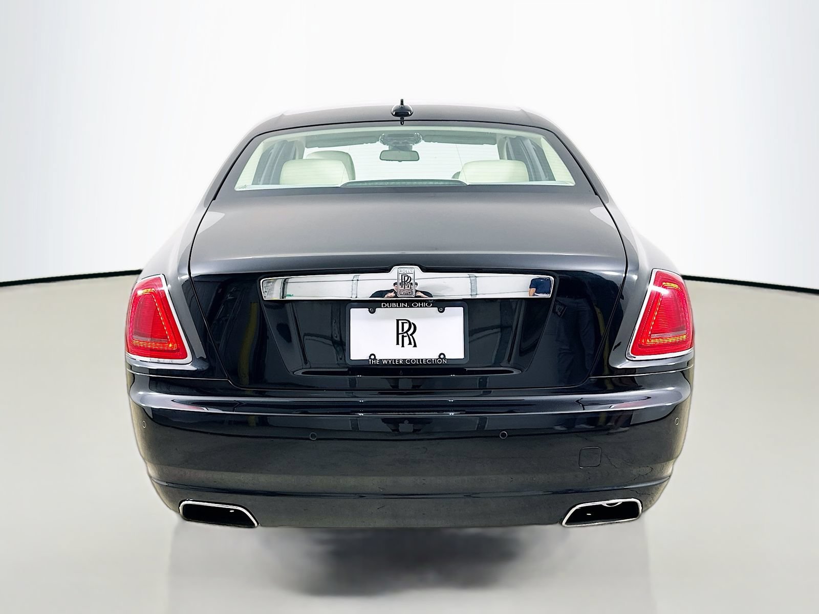 Used 2010 Rolls-Royce Ghost RWD image 6