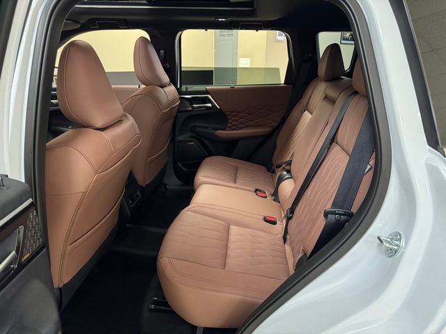 New 2026 Mitsubishi Outlander SEL FWD image 24