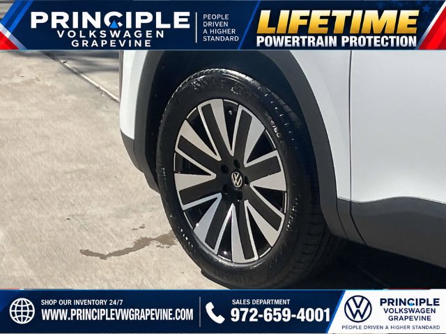 New 2027 Volkswagen Atlas SE FWD image 9
