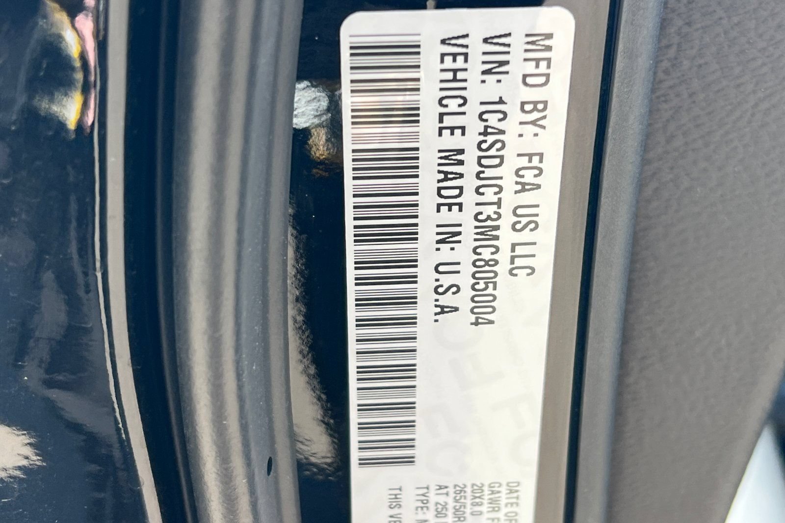 Used 2021 Dodge Durango R/T w/ Technology Group AWD/4WD image 30