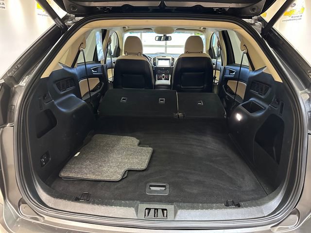 Used 2018 Ford Edge SEL w/ Equipment Group 201A image 21