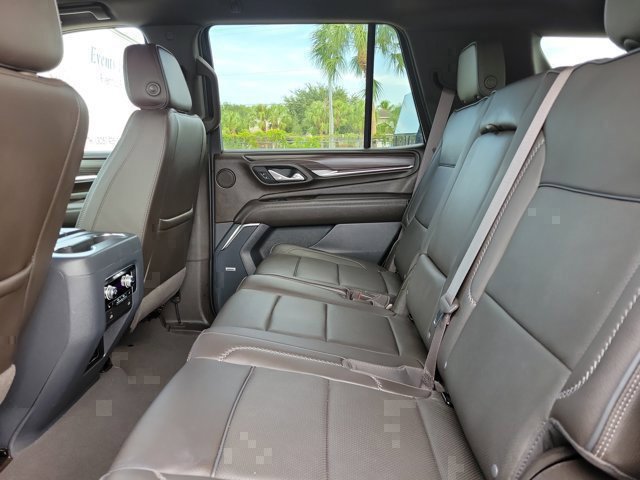 Used 2024 GMC Yukon Denali RWD image 15