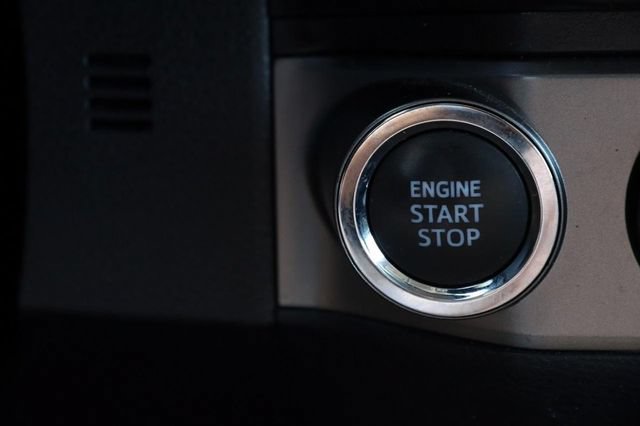Used 2023 Toyota Tacoma SR5 AWD/4WD image 14