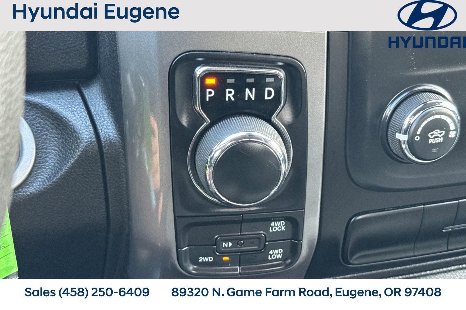 Used 2024 RAM 1500 Classic SLT image 24