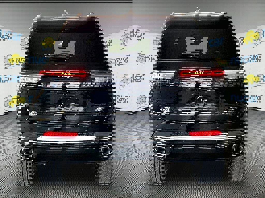 Used 2023 Jeep Grand Cherokee Summit image 5