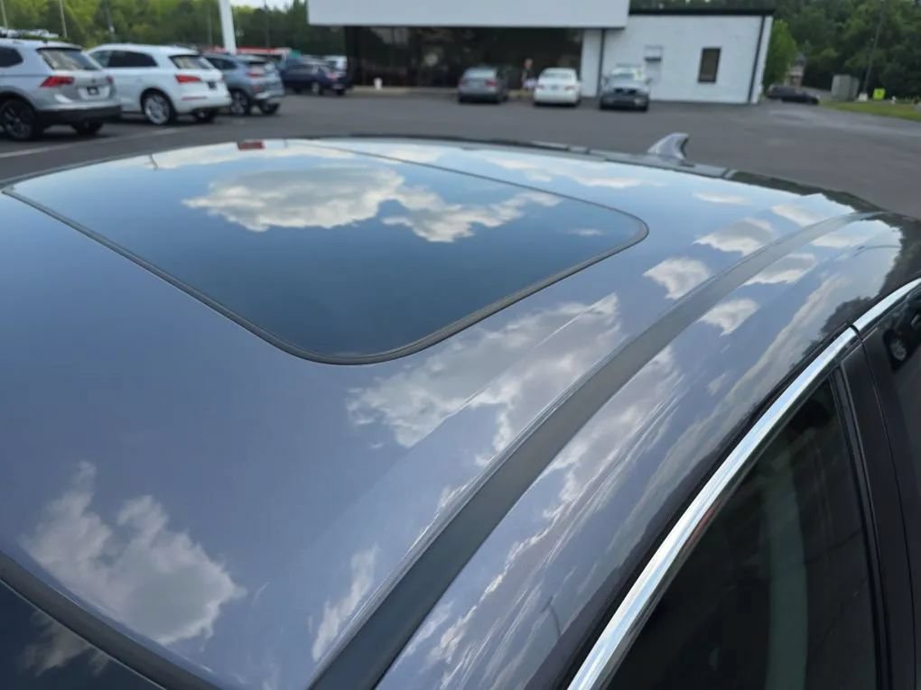 Used 2017 Honda Civic EX-T image 11